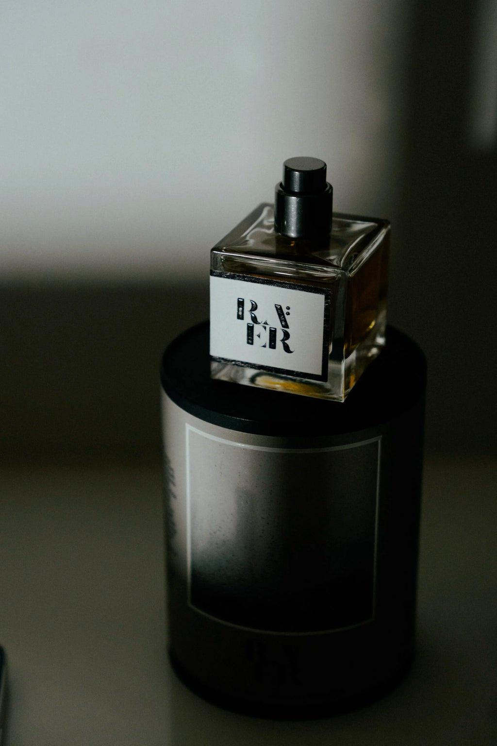 Ambre + Sandalwood – Raer Scents